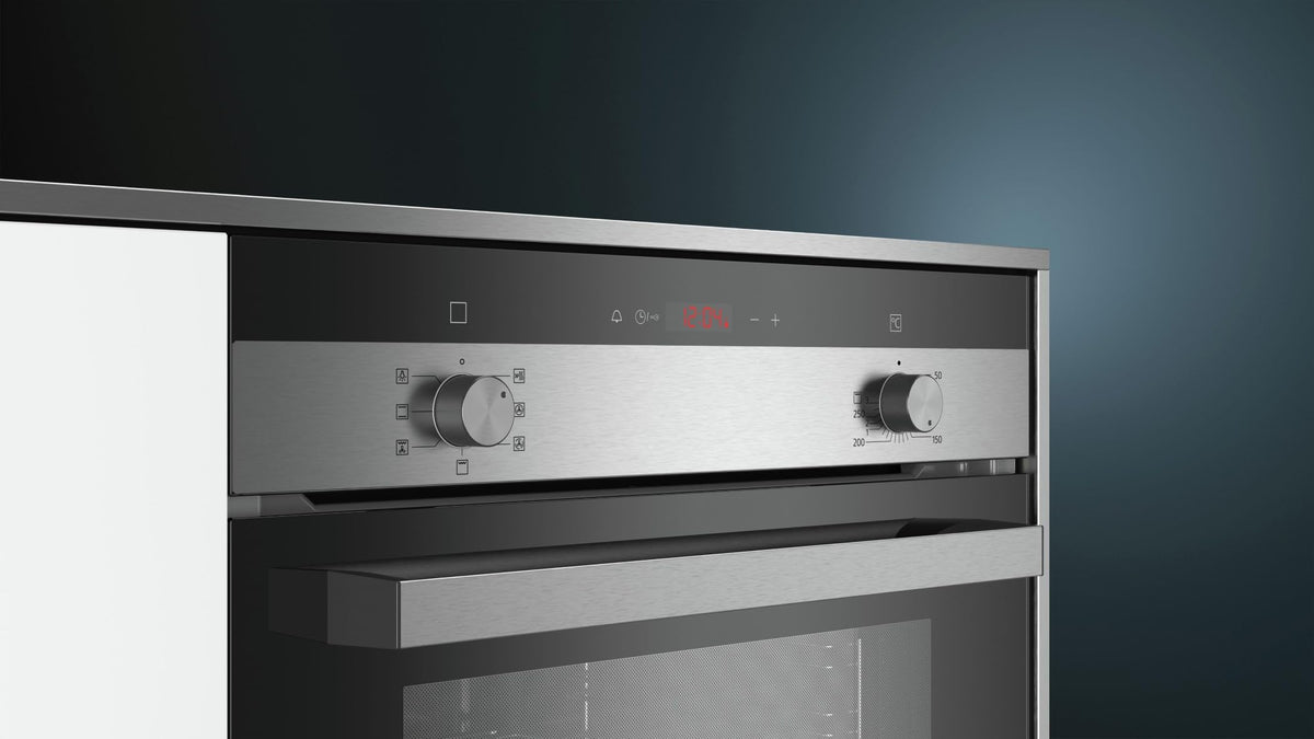 Siemens iQ700 Smarter Einbau-Backofen 60 x 60 cm Edelstahl HB774G1B1