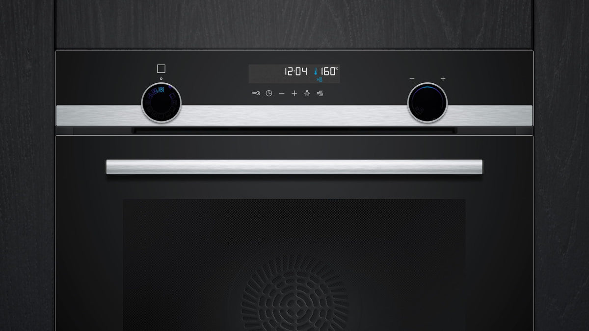 Siemens iQ700 Smarter Einbau-Backofen 60 x 60 cm Edelstahl HB774G1B1